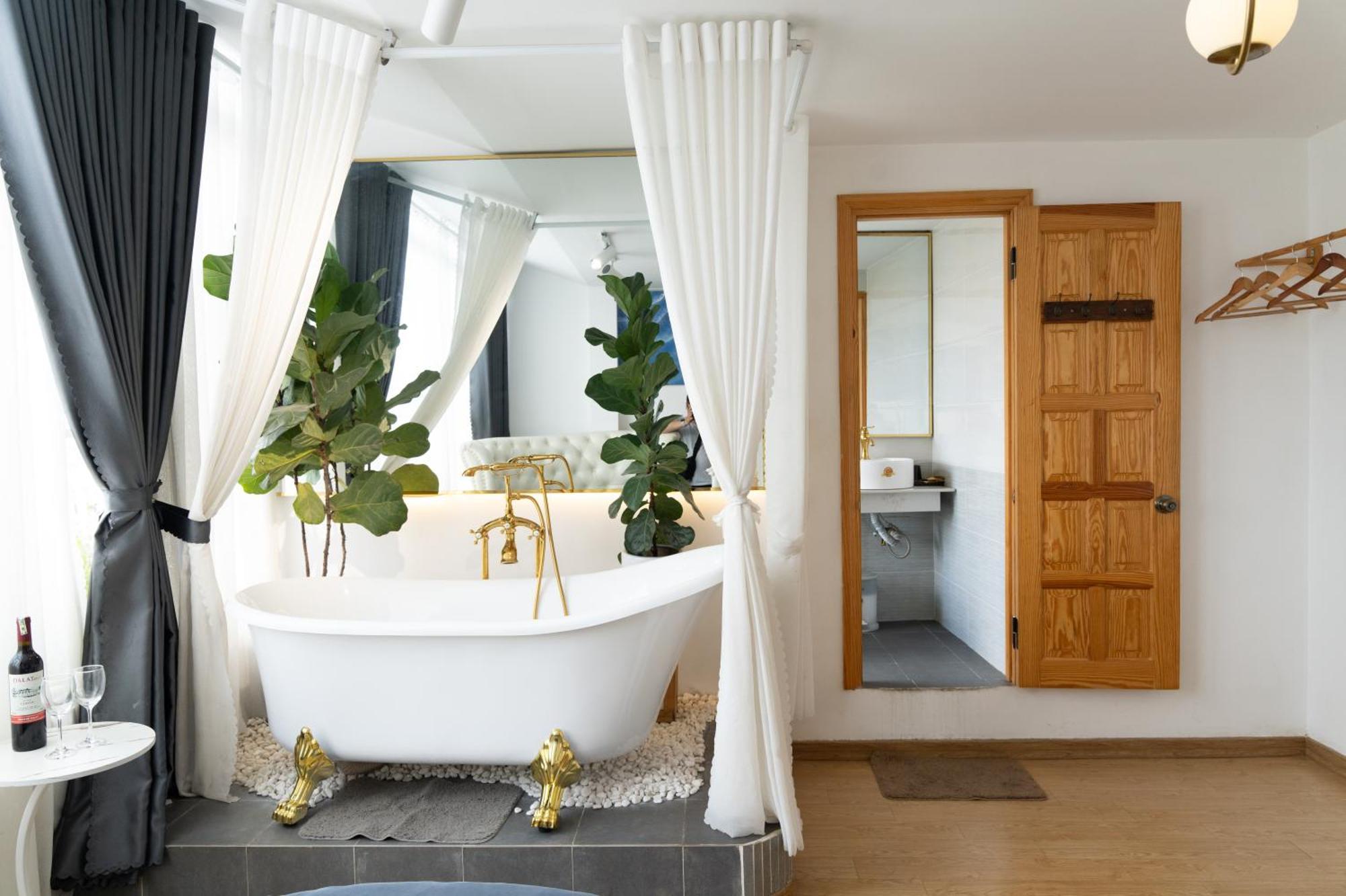 Amigo Luxury Palace- Canh Cho Dem Đà Lạt Ngoại thất bức ảnh